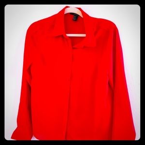 Professional Red Soft Button Down ❤️